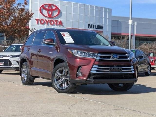 used 2019 Toyota Highlander Hybrid car, priced at $31,681