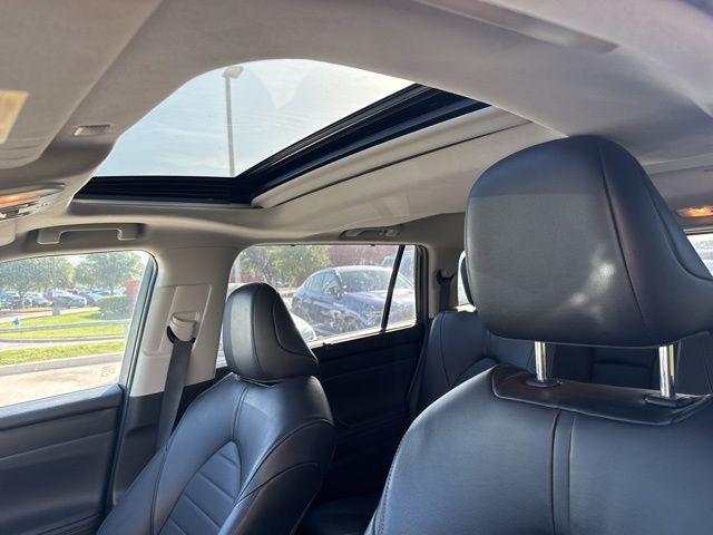 used 2022 Toyota Highlander car, priced at $39,201