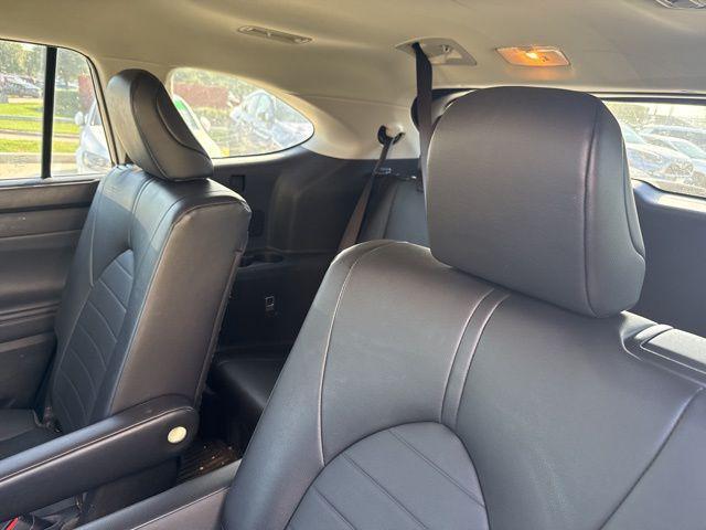 used 2022 Toyota Highlander car, priced at $39,201