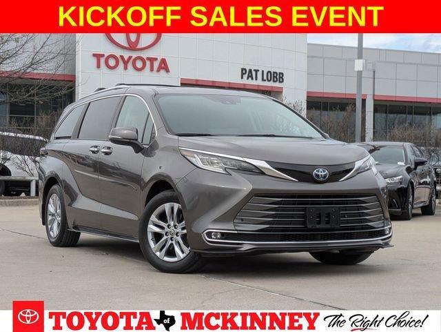 used 2022 Toyota Sienna car, priced at $45,481