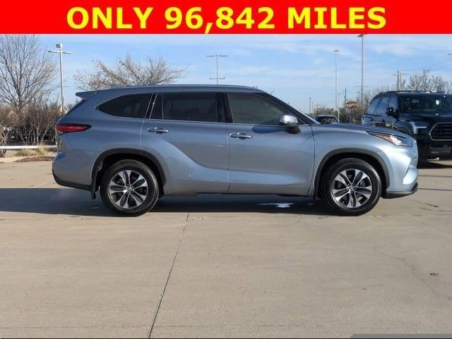 used 2020 Toyota Highlander car, priced at $26,432