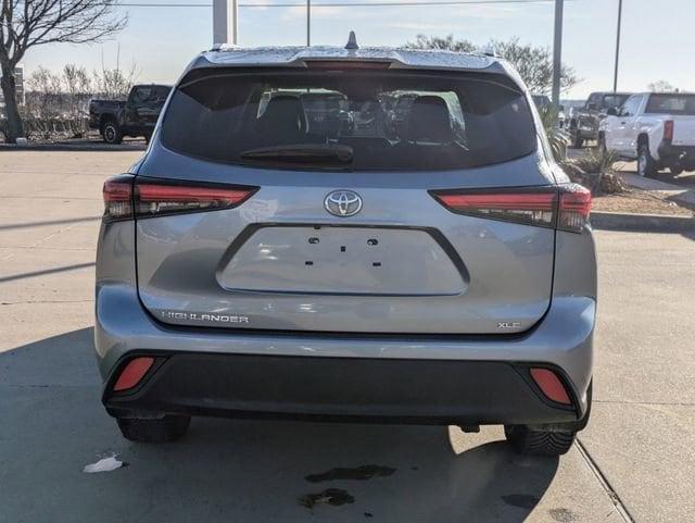 used 2020 Toyota Highlander car, priced at $26,432