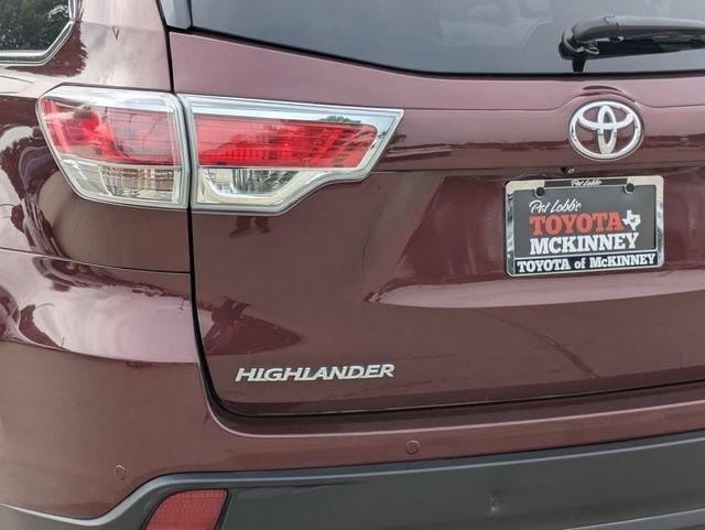 used 2015 Toyota Highlander car, priced at $17,970