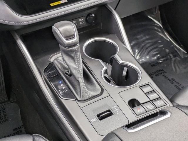 used 2023 Toyota Highlander car, priced at $38,192