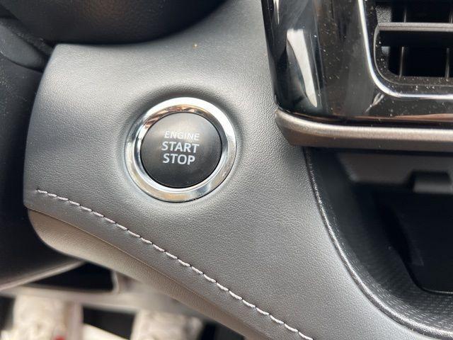used 2023 Toyota Highlander car, priced at $38,887