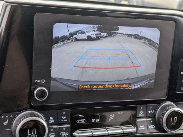 used 2023 Toyota Highlander car, priced at $38,192