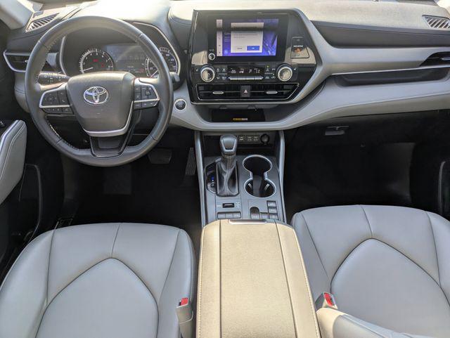 used 2024 Toyota Highlander car, priced at $45,488