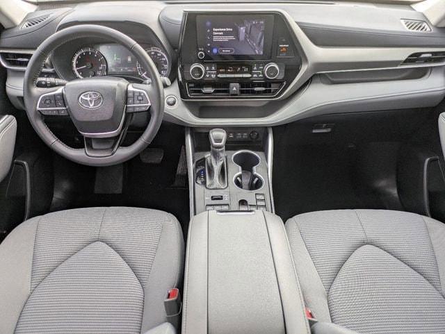 used 2024 Toyota Highlander car, priced at $42,907