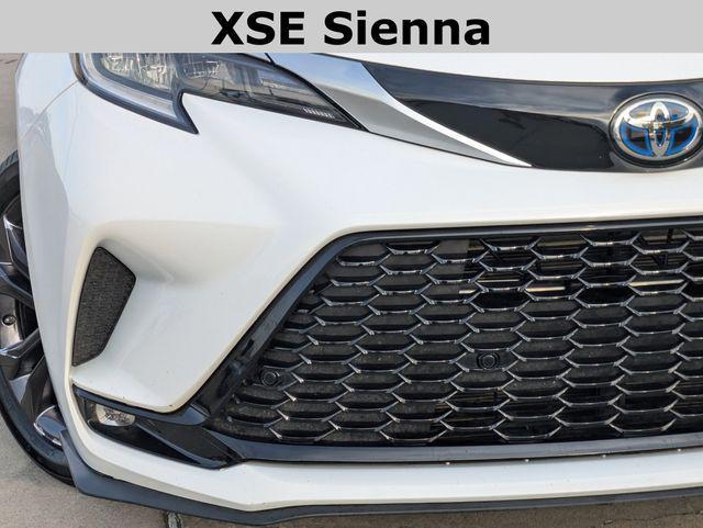 used 2024 Toyota Sienna car, priced at $44,012