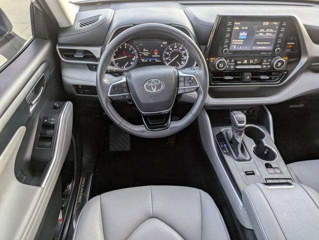 used 2020 Toyota Highlander car, priced at $34,701