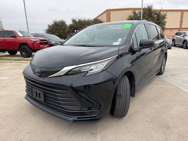 used 2023 Toyota Sienna car, priced at $39,555