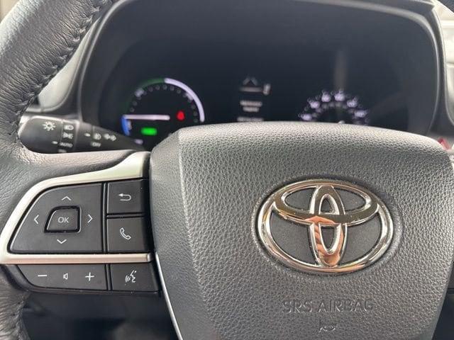 used 2023 Toyota Sienna car, priced at $43,716