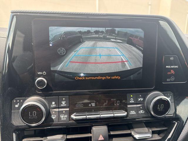 used 2024 Toyota Highlander car