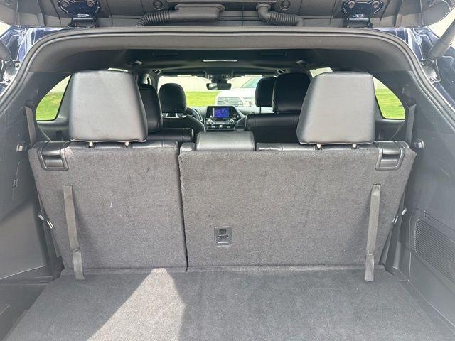 used 2024 Toyota Highlander car
