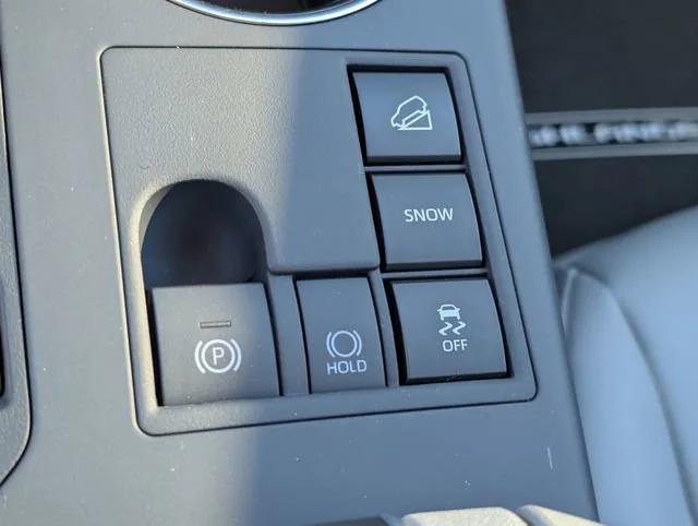 new 2026 Toyota Highlander car, priced at $49,078