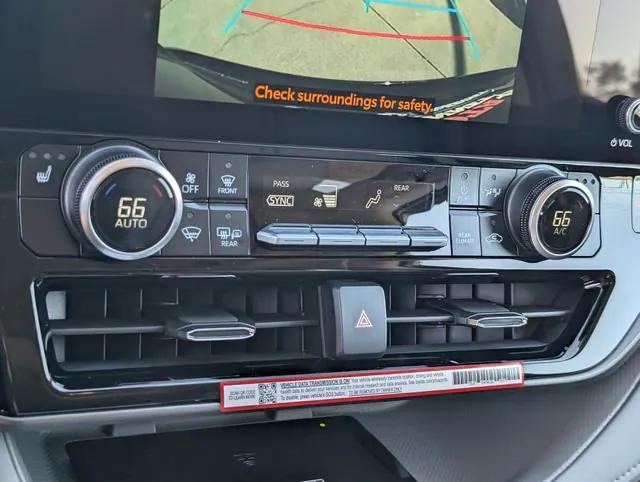 new 2026 Toyota Highlander car, priced at $49,078