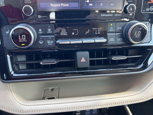 used 2022 Toyota Highlander car, priced at $36,985