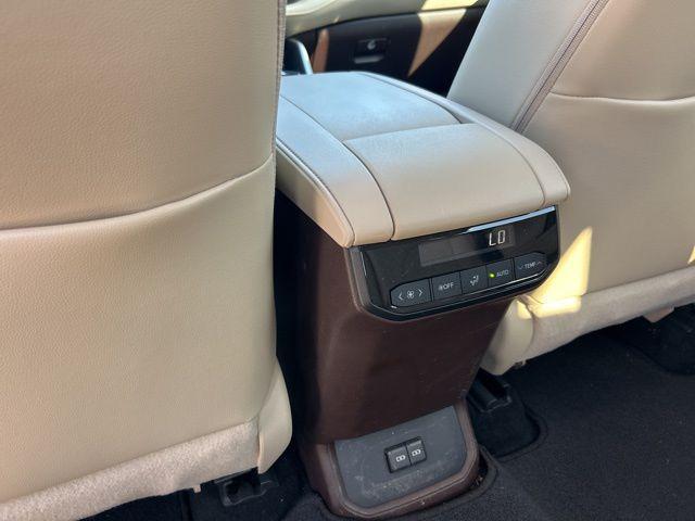 used 2022 Toyota Highlander car, priced at $36,985