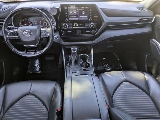 used 2021 Toyota Highlander car, priced at $25,963