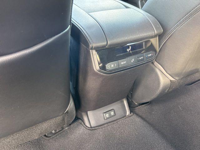 used 2021 Toyota Highlander car, priced at $26,981