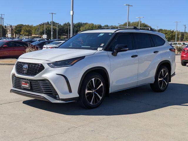 used 2021 Toyota Highlander car, priced at $25,963