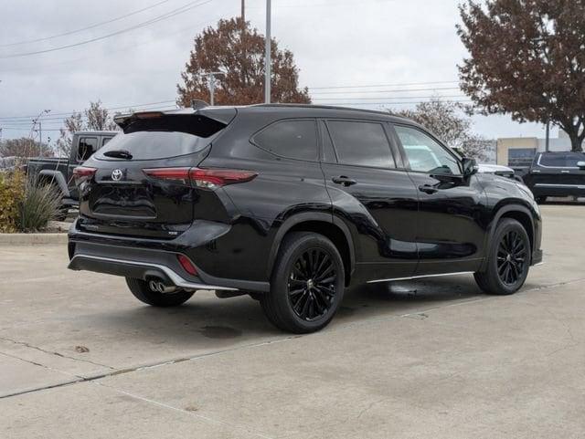 used 2024 Toyota Highlander car, priced at $44,881