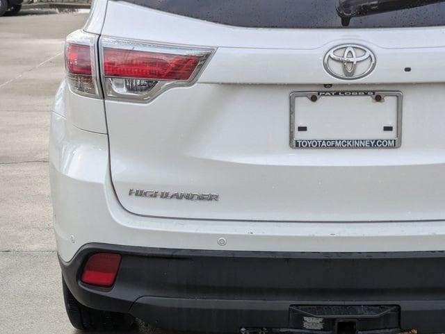 used 2014 Toyota Highlander car, priced at $21,281