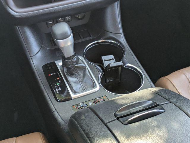 used 2019 Toyota Highlander car, priced at $26,989