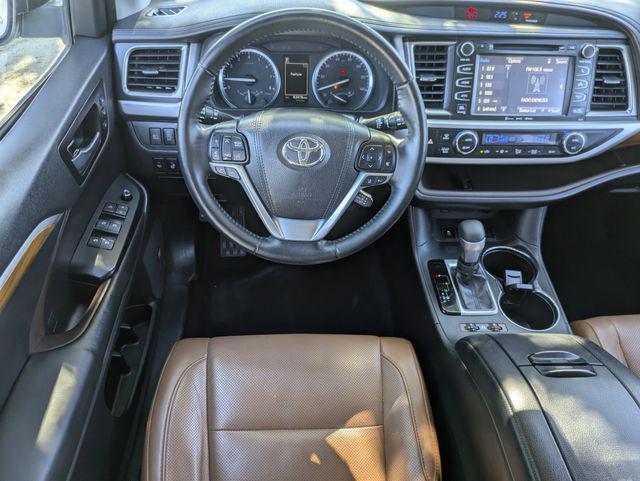used 2019 Toyota Highlander car, priced at $26,989