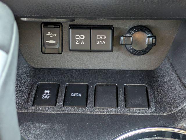 used 2019 Toyota Highlander car, priced at $26,989