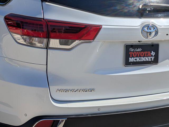 used 2019 Toyota Highlander car, priced at $26,989