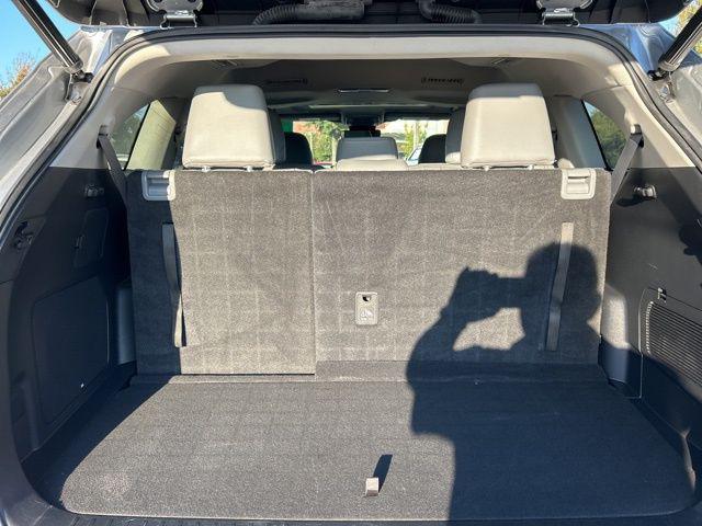 used 2023 Toyota Highlander car, priced at $41,317