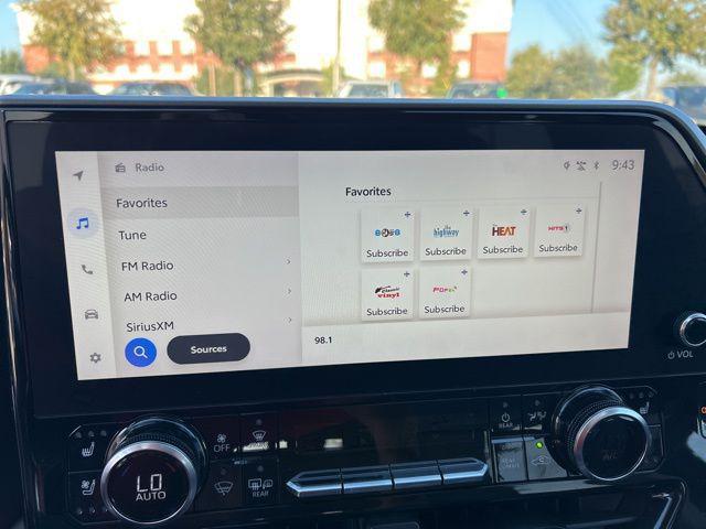 used 2023 Toyota Highlander car, priced at $41,317