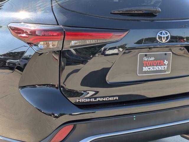 used 2024 Toyota Highlander car, priced at $39,650