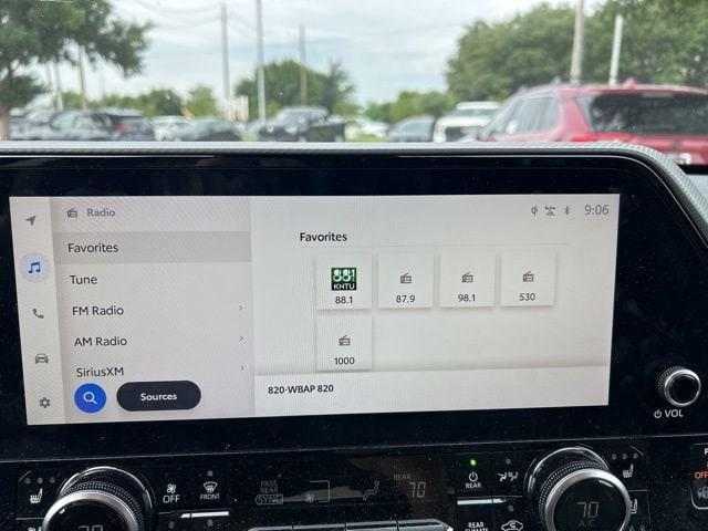 used 2023 Toyota Highlander Hybrid car, priced at $48,986