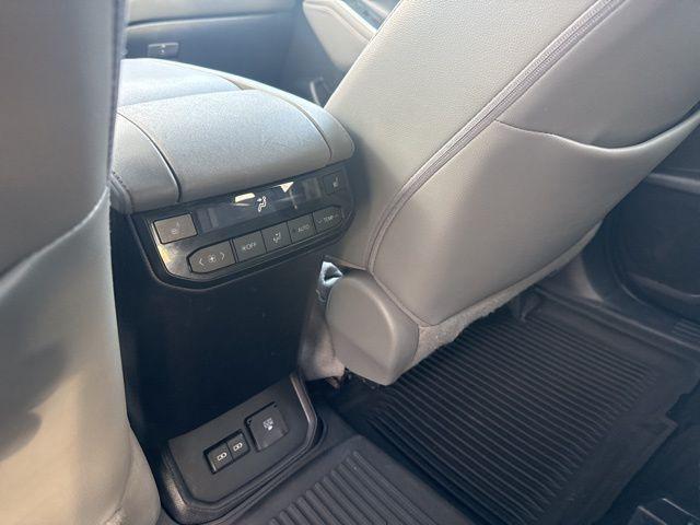 used 2022 Toyota Highlander car, priced at $39,688