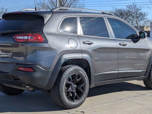 used 2017 Jeep Cherokee car, priced at $17,581