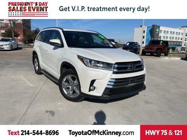 used 2017 Toyota Highlander car, priced at $22,801