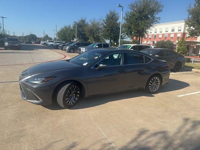 used 2024 Lexus ES 350 car, priced at $47,944
