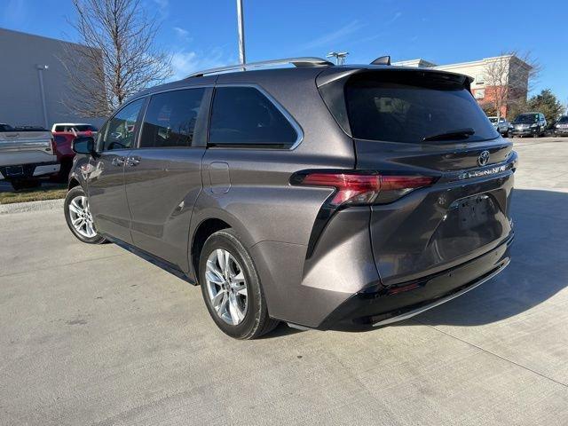 used 2022 Toyota Sienna car, priced at $45,871