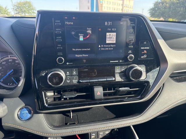 used 2022 Toyota Highlander Hybrid car, priced at $36,634