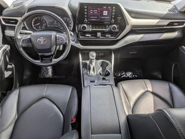 used 2020 Toyota Highlander car, priced at $32,096