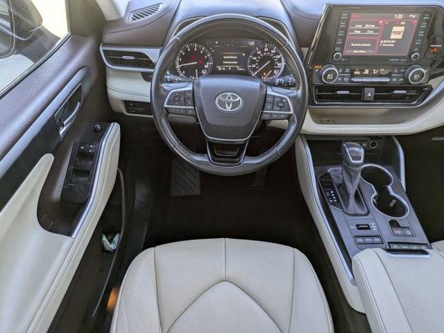 used 2021 Toyota Highlander car, priced at $35,481