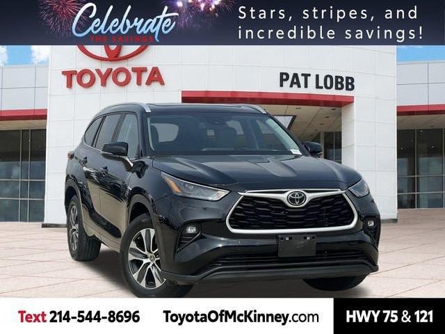 used 2023 Toyota Highlander car, priced at $37,714