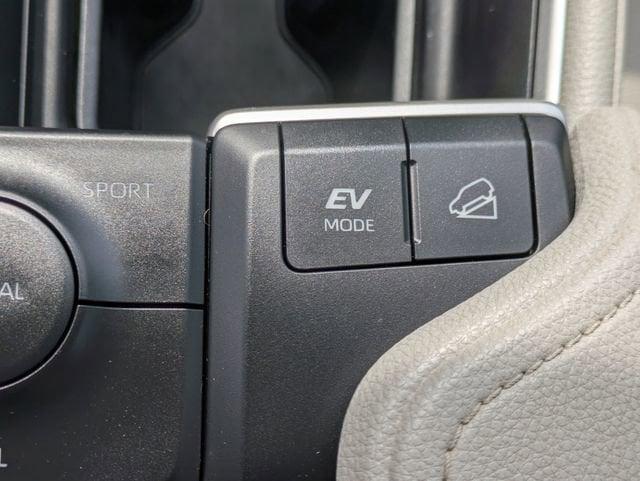 used 2024 Toyota Grand Highlander car, priced at $55,871