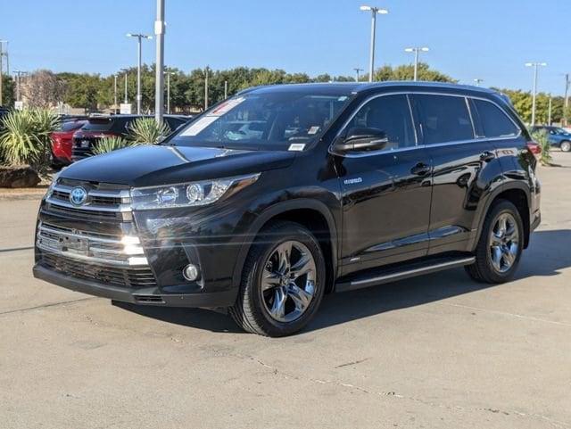 used 2017 Toyota Highlander Hybrid car, priced at $22,971