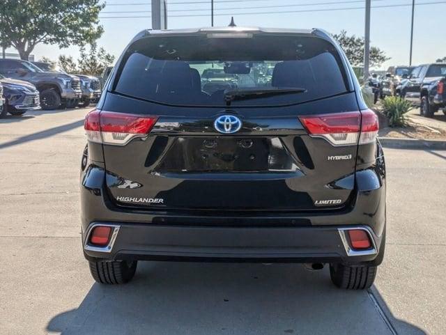 used 2017 Toyota Highlander Hybrid car, priced at $22,971