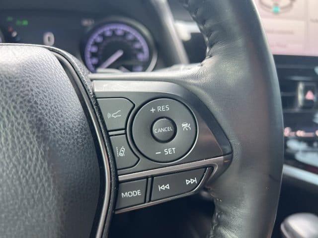 used 2022 Toyota Camry Hybrid car, priced at $28,427