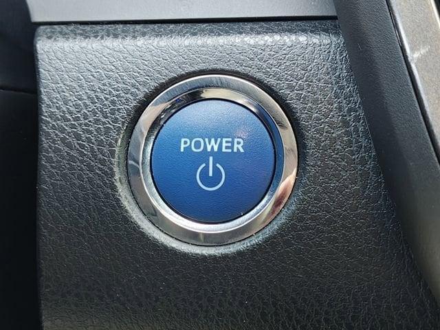used 2022 Toyota Camry Hybrid car, priced at $26,376