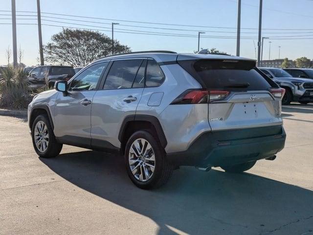 used 2020 Toyota RAV4 car, priced at $26,491